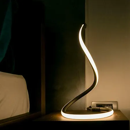 Cosmopolitan One Apartment *